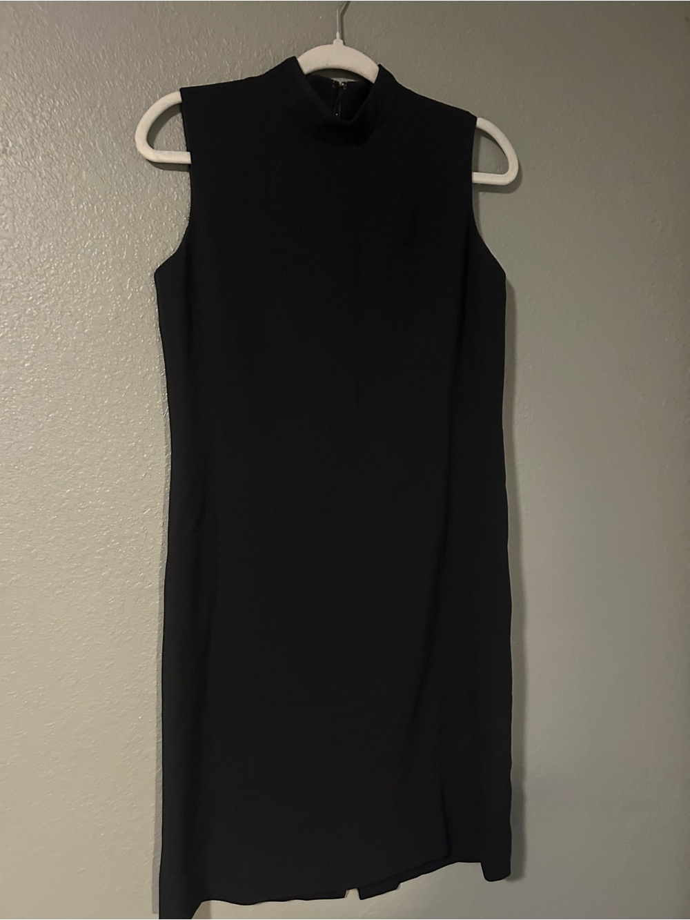 Garfield & Marks black sleeveless dress with high neck, size 4 #minimalist #work